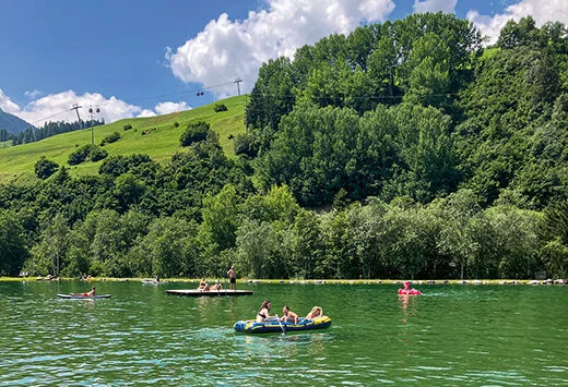 Ein Besuchermagnet: Der Lai Barnagn gehört noch heute zu den grössten Attraktionen im Savogniner Sommer.